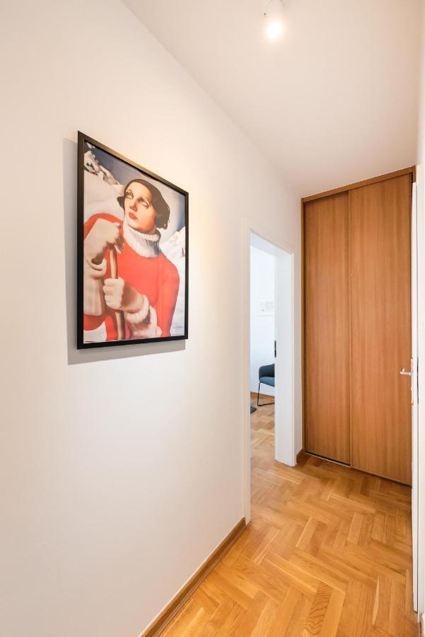 New Town Spacious Apartment Varsovie Extérieur photo